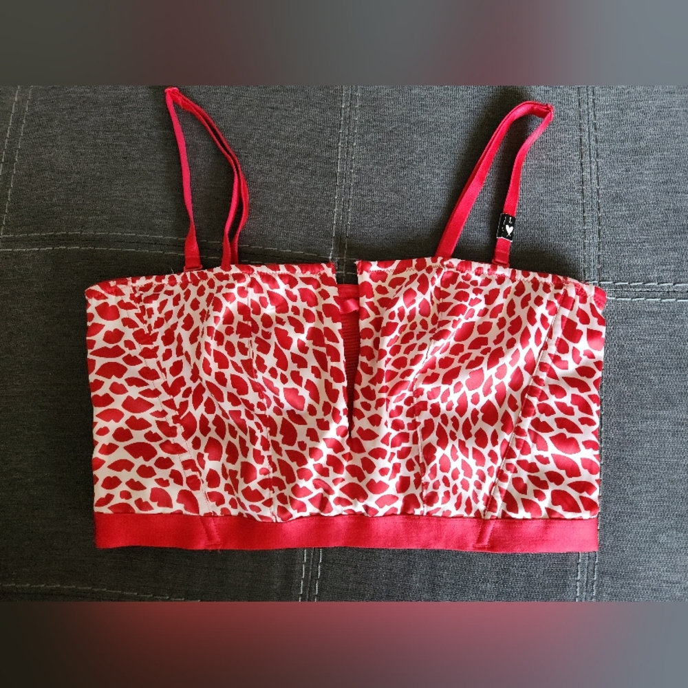 Victoria's Secret size Large satin bralette NEW